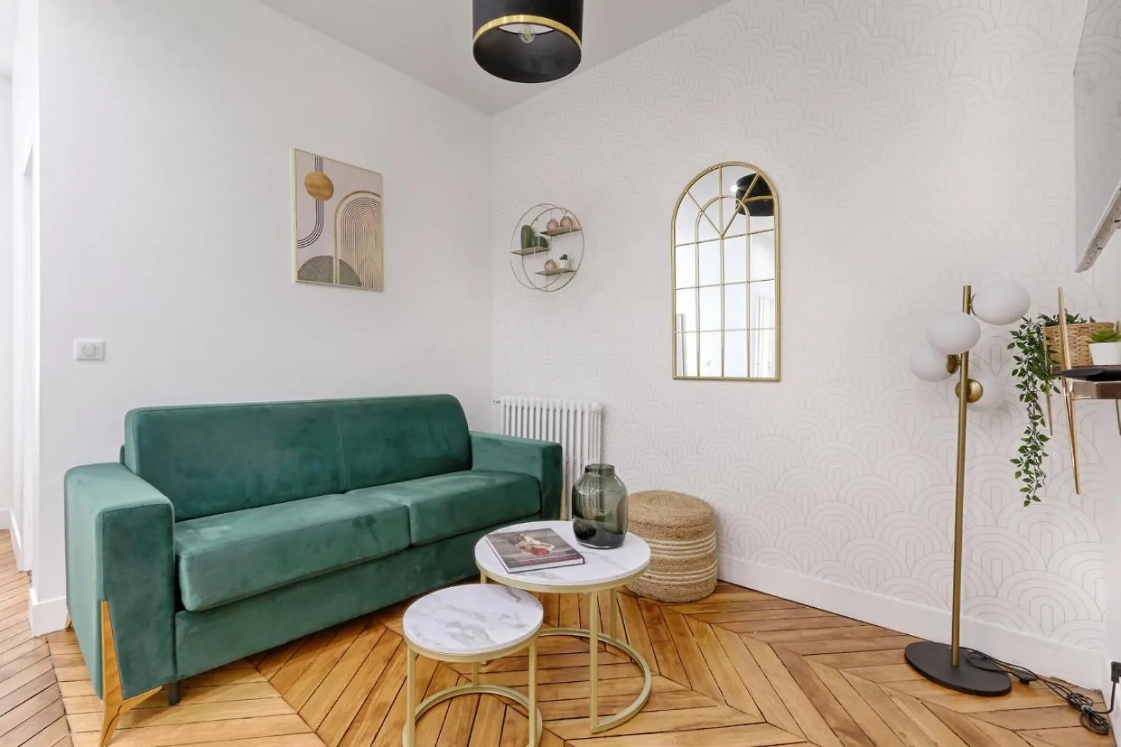 Harmonious Flat Parc Monceau 8P Apartment Paris