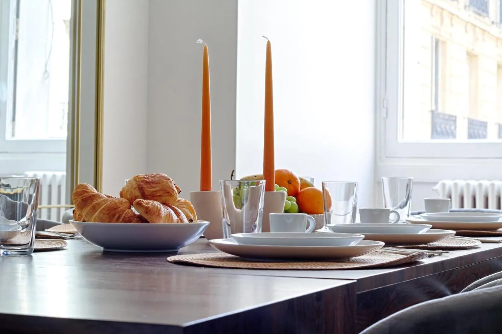 Harmonious Flat Parc Monceau 8P location